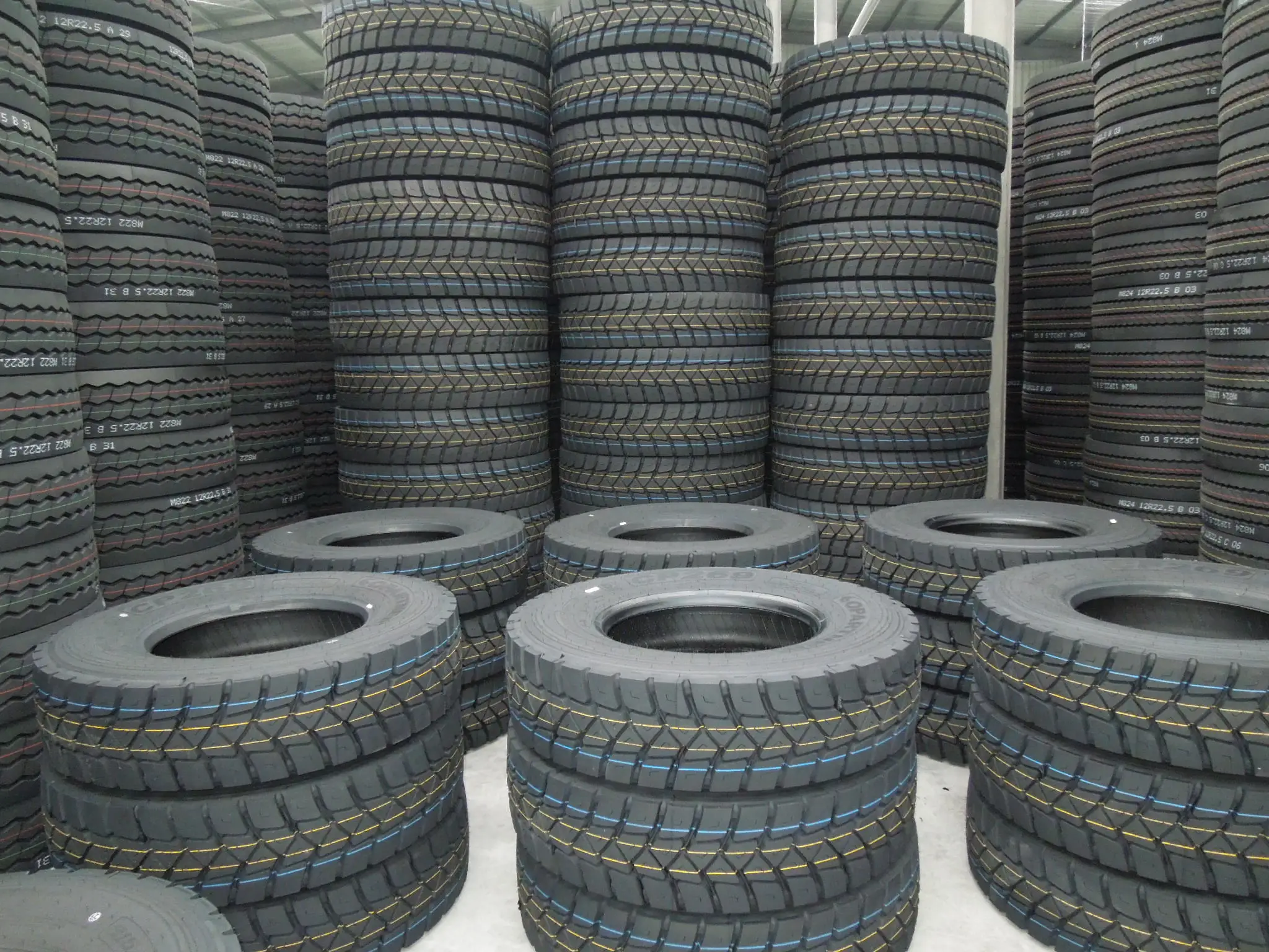 High Quality Reasonable Short Haul All Steel Radial truck tyre 315/80R22.5 Bus 315 80R22.5 Tire