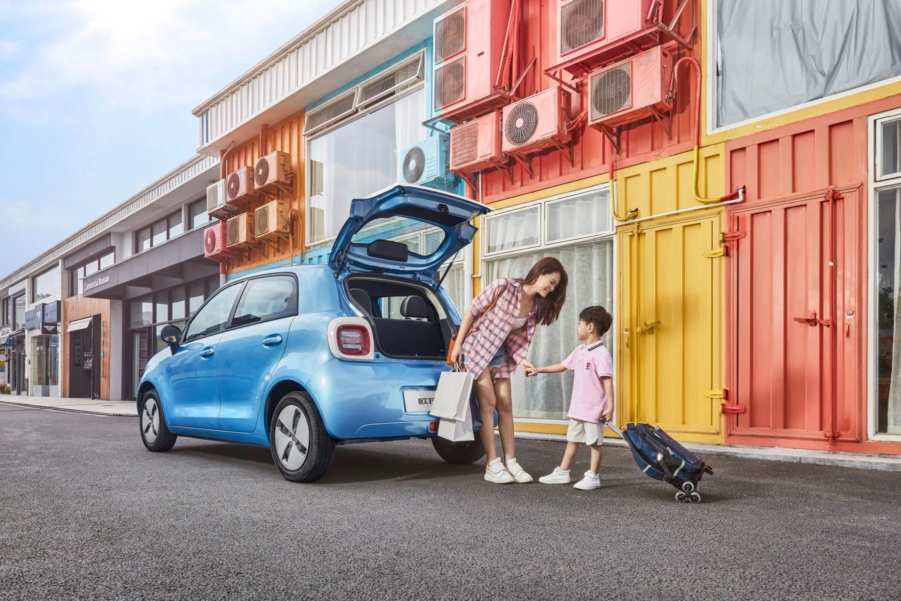 China Supplier Hot Sale Cheap Mini EV Cars New Energy Vehicles for Adults