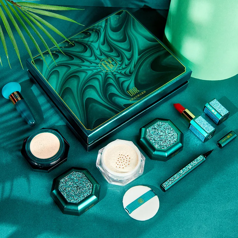 
Classic Beauty Makeup Set Mushroom Air Cushion BB Cream Concealer Powder Velvet Matte Lipstick Waterproof Eyeliner Cosmetic Kit 
