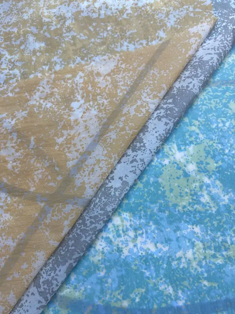 100% Nylon 380T Low Stretch Nylon Printed Pattern with Reflective Stripes