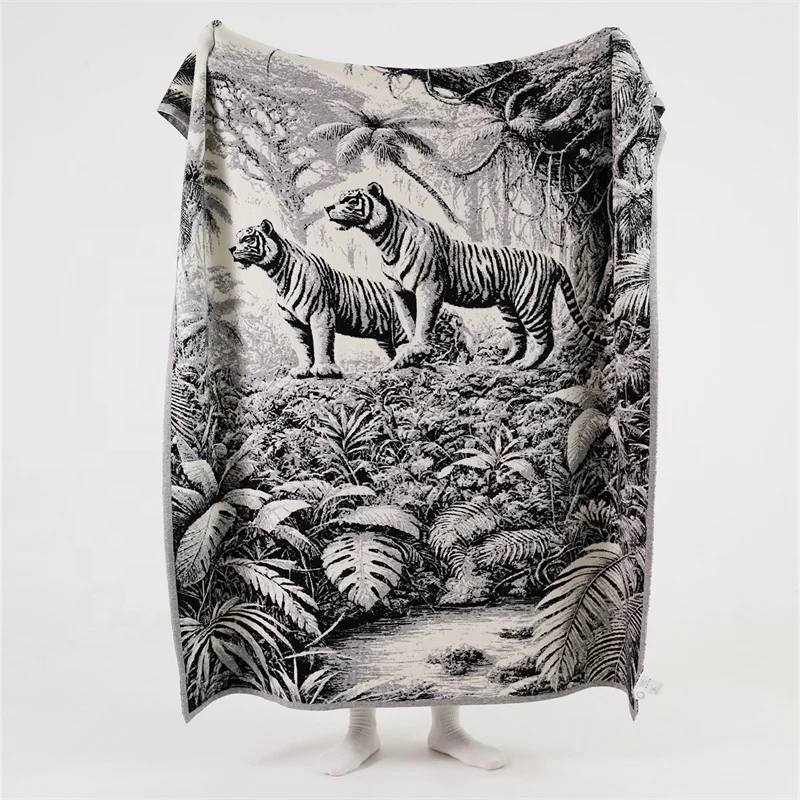 Tiger knitted blanket Oeko tex certified as the first choice for home and travel tg