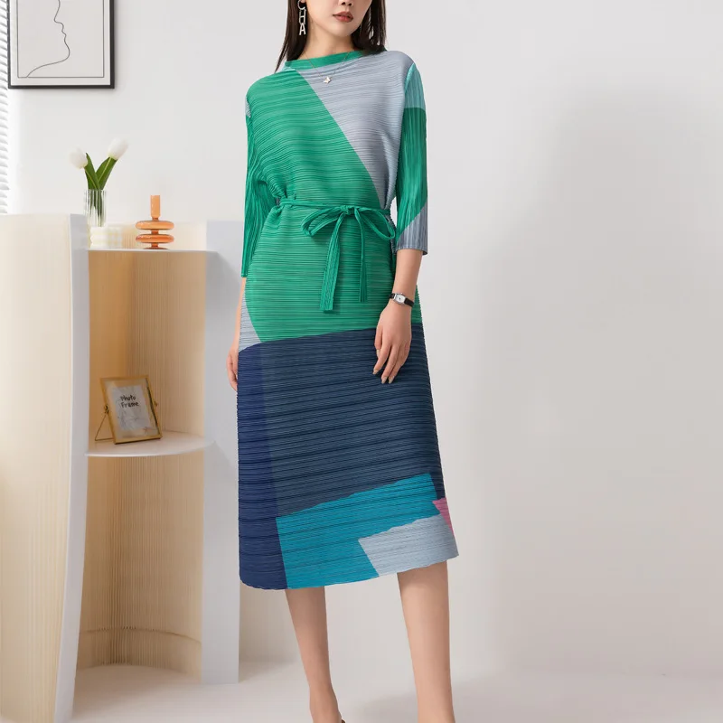 High Quality Hot Sale 2023 New Dress For Party Pleated Elegant Casual Dresses Printed Miyake Pleated Dress