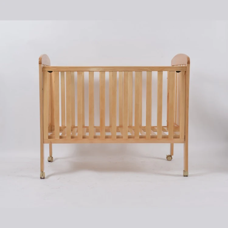 Wholesale Luxury hotel Baby Cribs Two Height Adjustable Wooden baby cot Bedding