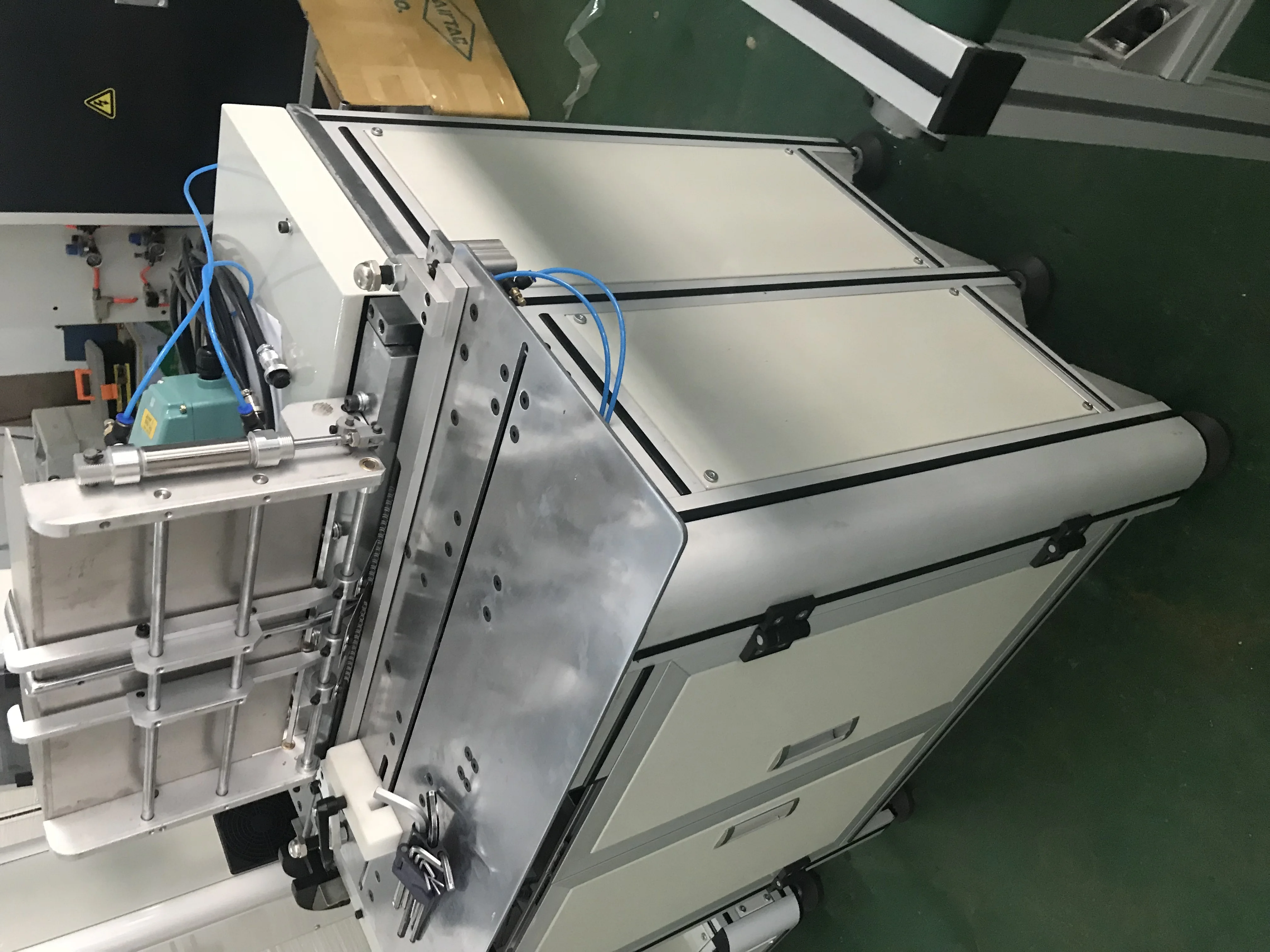 Double wire loop spiral coil binding machine/double wire binder machine