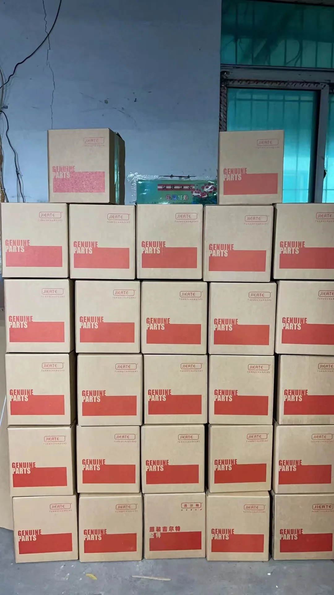 Brand New High Quality Factory Price TD 27 Turbocharger Assy For NISSAN