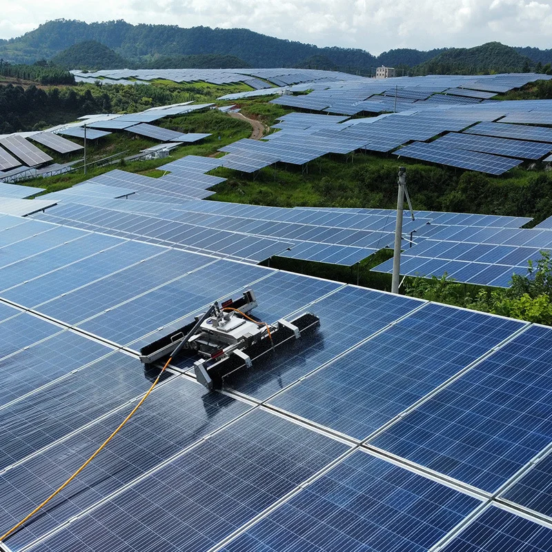 Hight quality cleaning robot equipment intelligent photovoltaic panel cleaning robot Remote control tracked solar panel cleaner