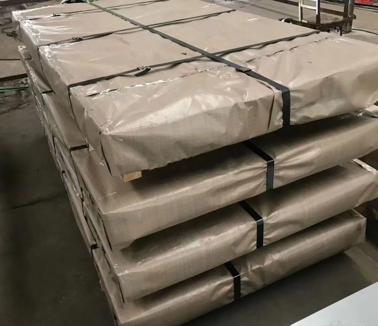 Factory Price 201 347 304 316 904L AISI ASTM Cold Rolled Hot Rolled 2b Ba Finish 0.3mm Stainless Steel Sheet