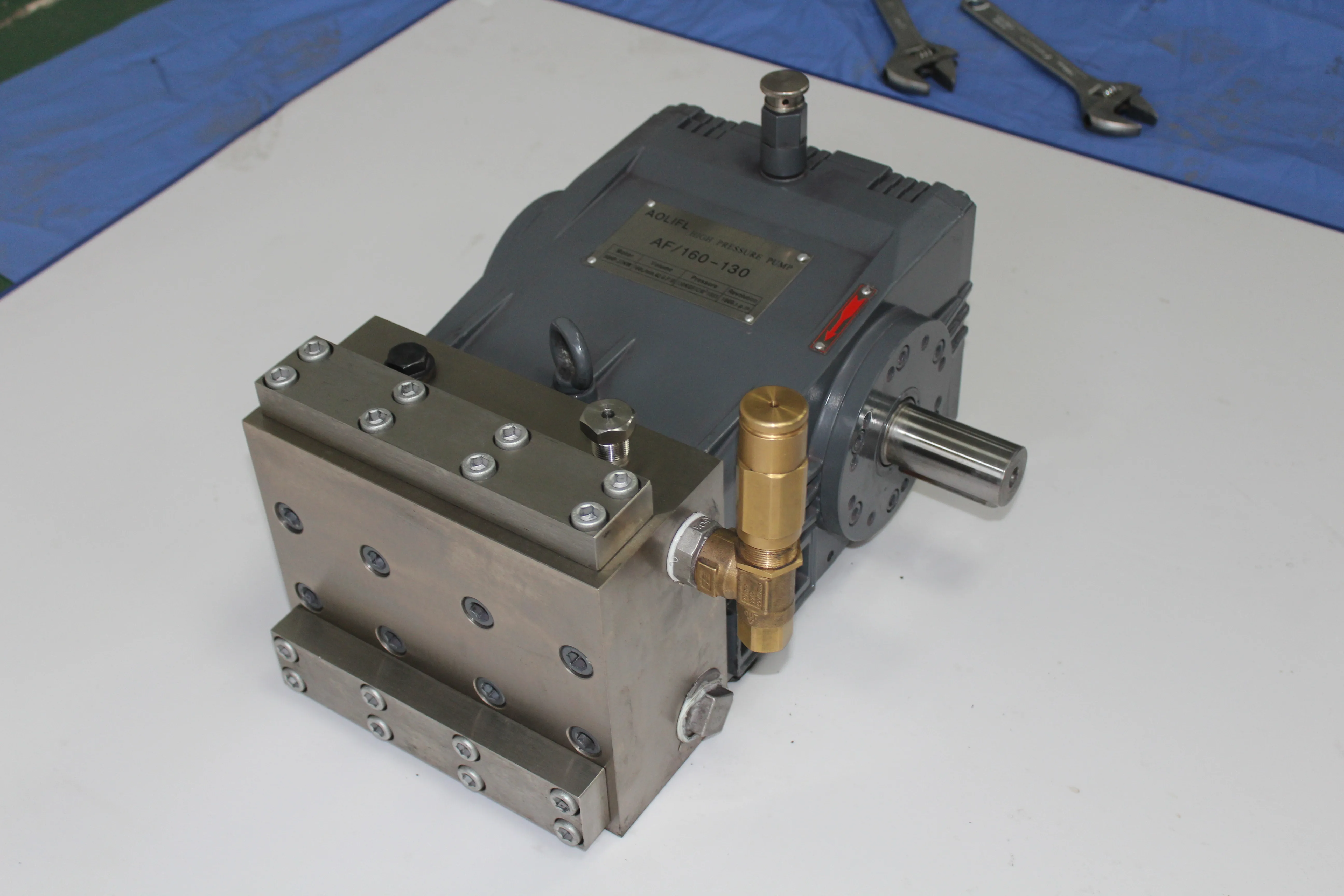 3D5E - China Manufacturing Machines CE certificated High Pressure Washer 16Mpa 130L/min high flow cleaning