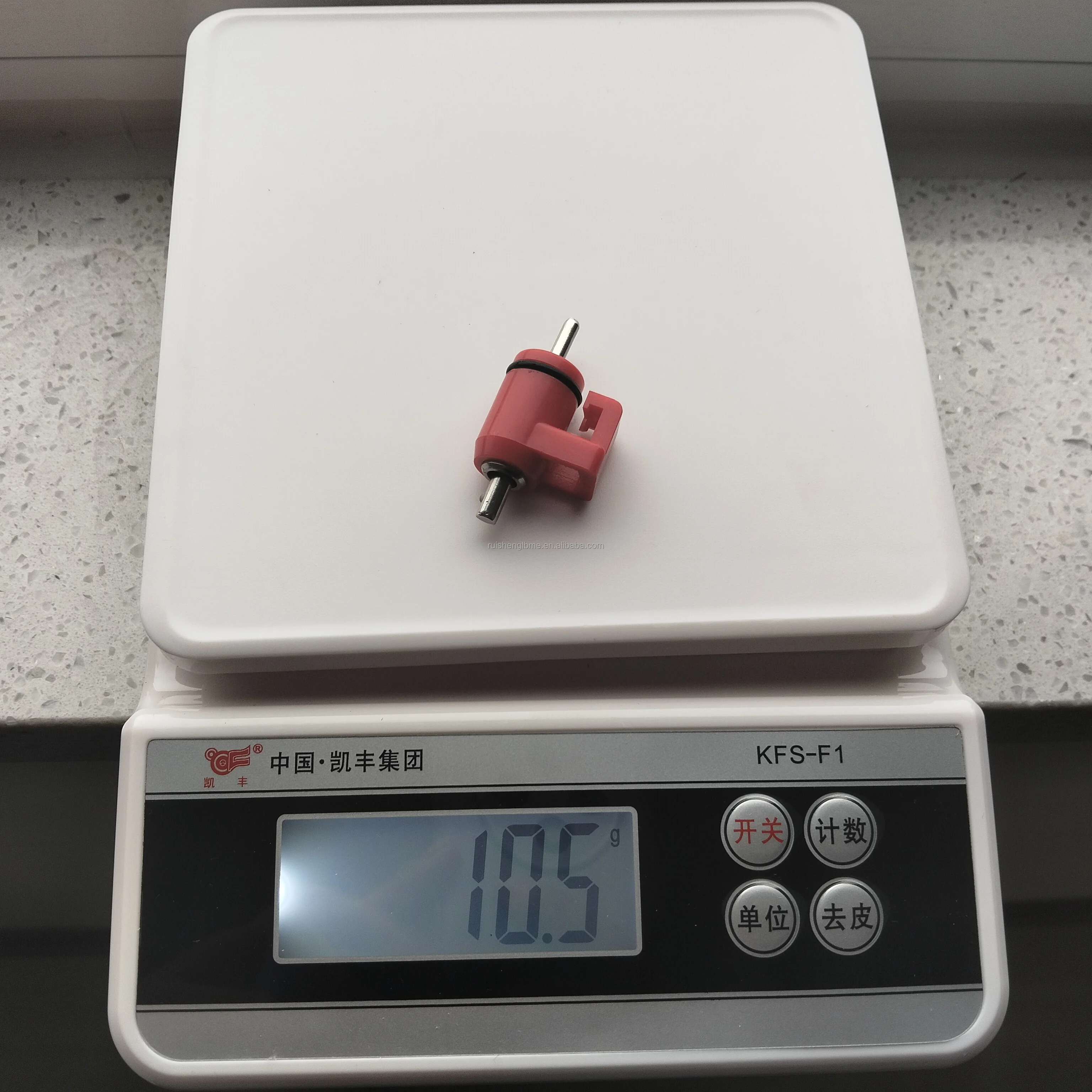 Wholesale Poultry Farming Equipment No Waste Ball Valve Water Plastic Broiler Nipple Chicken Drinker Stainless Steel Core RS-43
