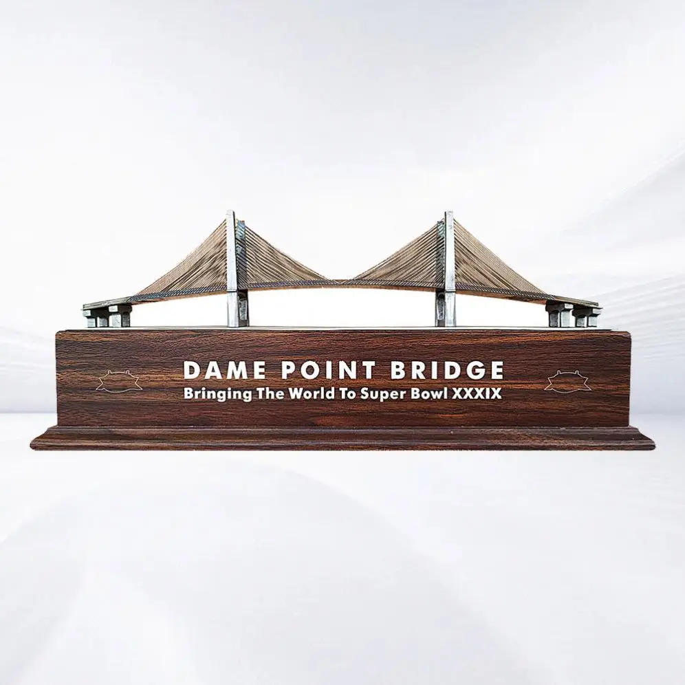 Modern Style Commemorative Metal Plaque with Wooden Frame Photo Frame Trophy for Warriors
