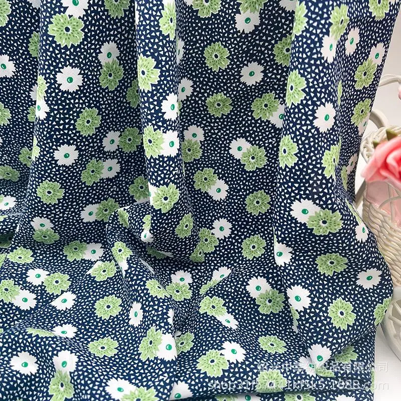 Printed Flower Organic Cotton Muslin Cloth Fabric Poplin, Ideal for Clothing Making