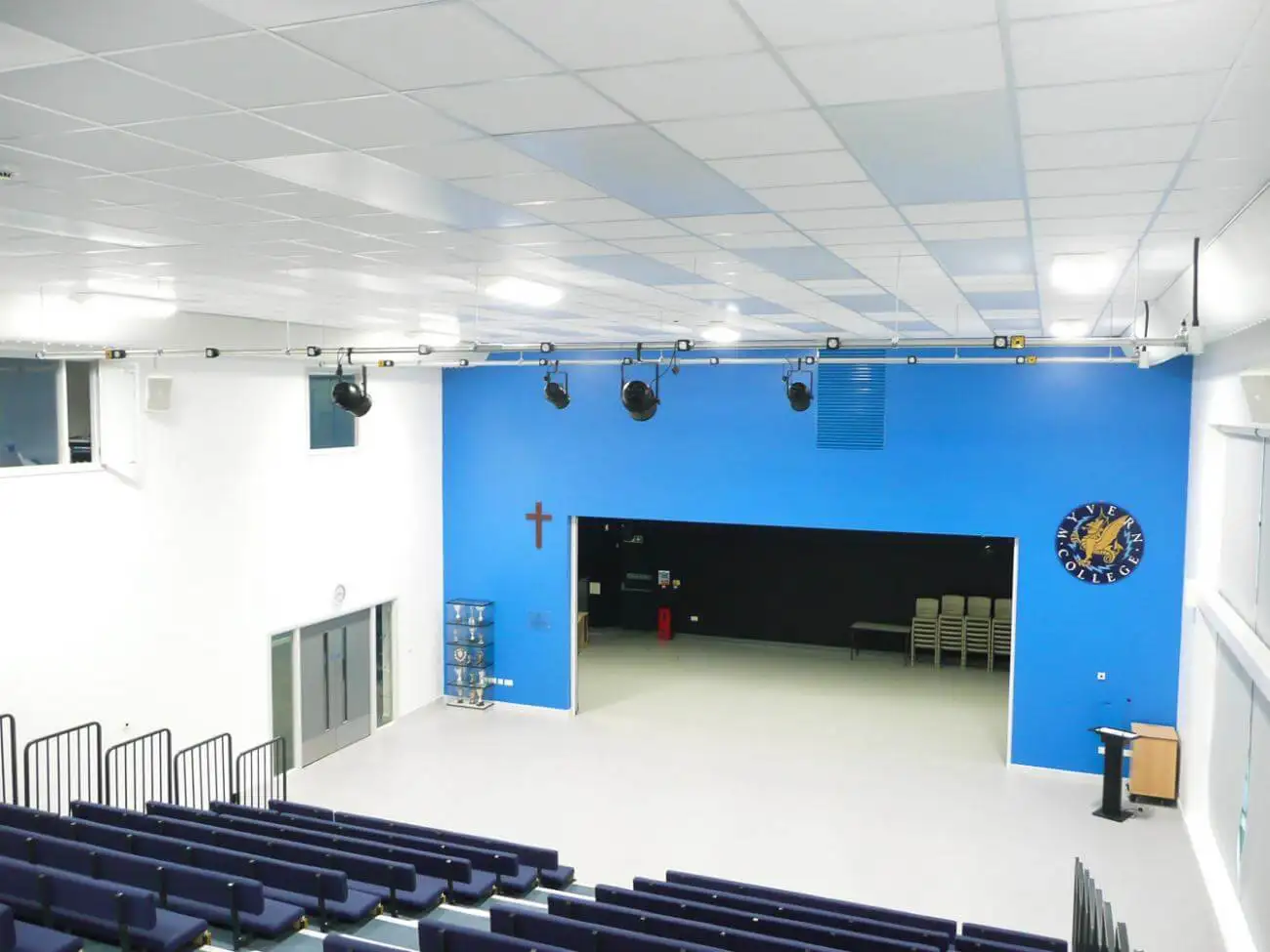 Seminar hall sliding doors interior room divider for university soundproofing space divider