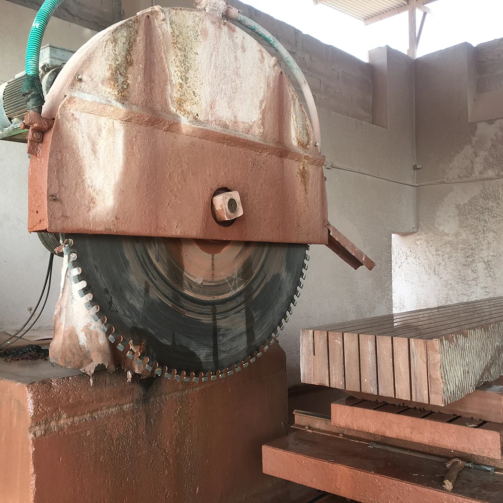 machine for soldering of diamond segments