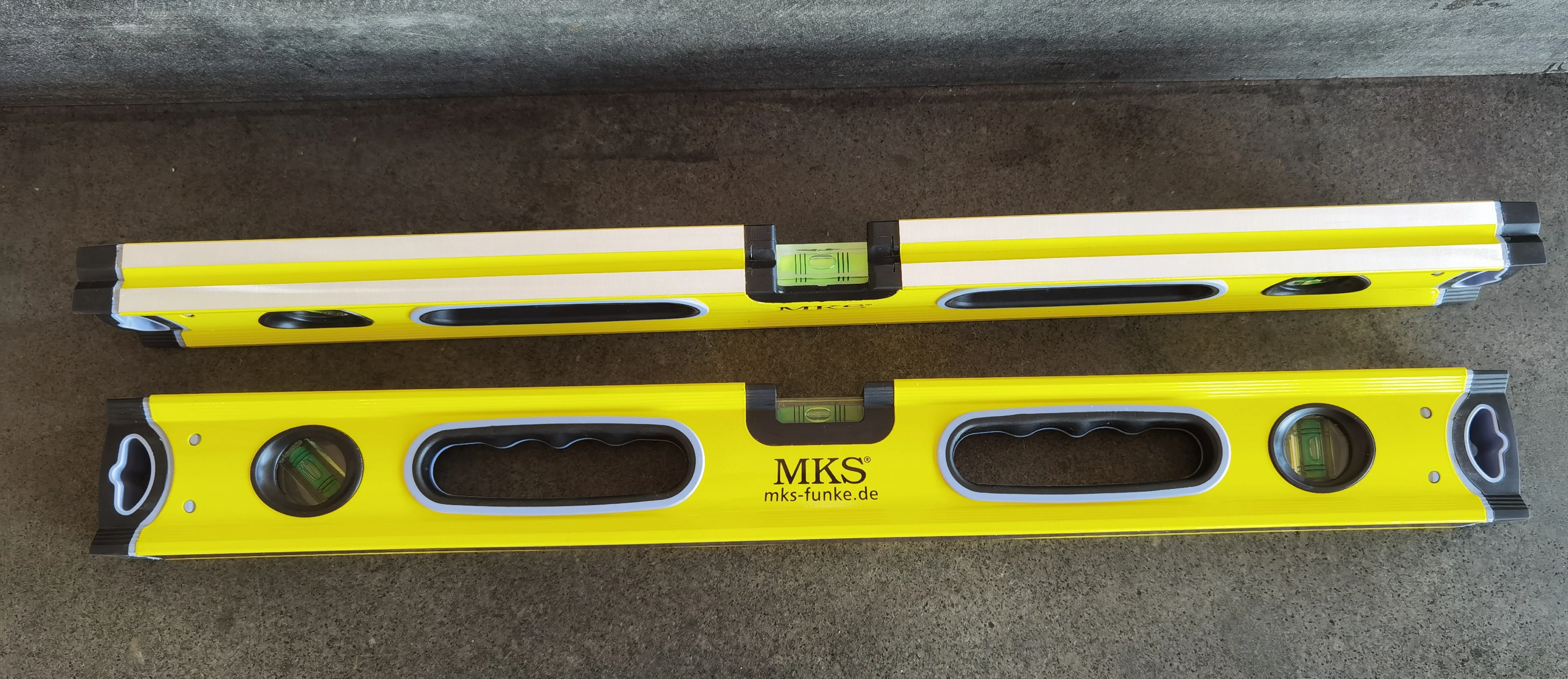 YJ-AL2008D Magnetic Spirit Level Aluminum 30cm-200cm High Precise Spirit Level Tool