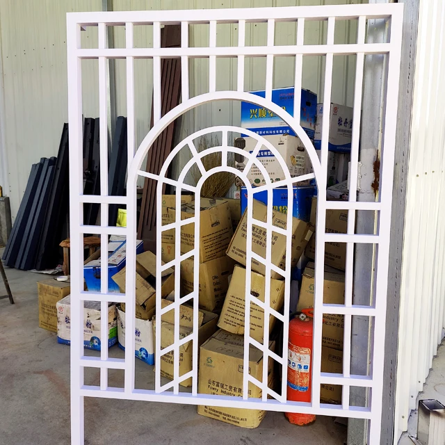 China Manufacturers Arc Fence Shaped Fence garden metal Windproof waterproof and rustproof Aluminium Fence