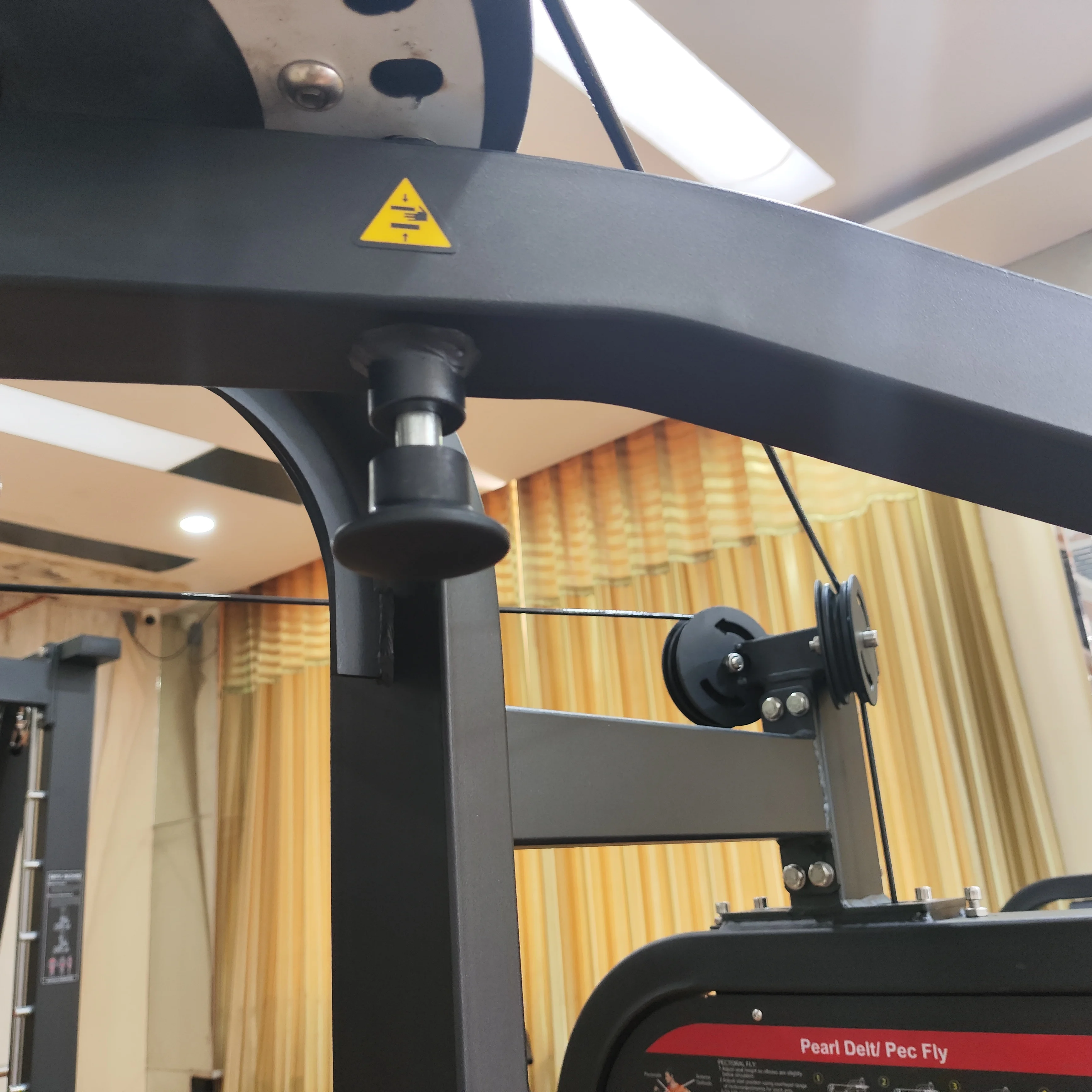 Commercial Professional Steel Prone Leg Curl Machine for Bodybuilding Medium Loader Gym Equipment for Weight Lifting