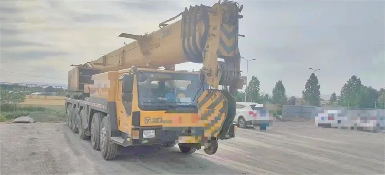 100 тонн подержанный колесный кран китайский поставщик готовый к работе полная серия для продажи