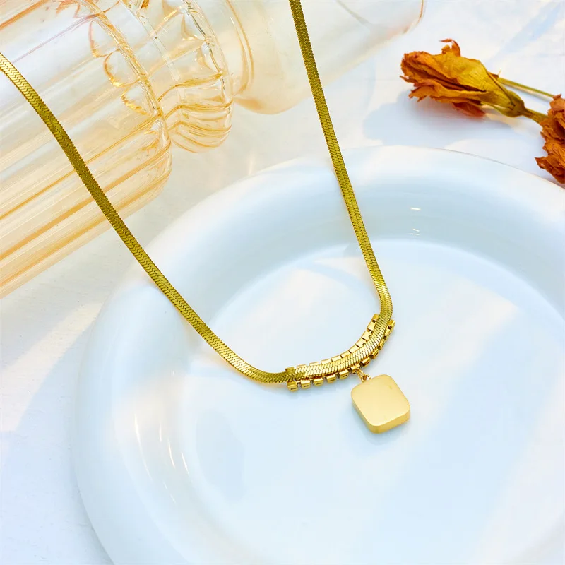 Emerald Sugar Zircon Pendant With Collarbone Chain Fashion Necklace Jewelry Jewelry Sets