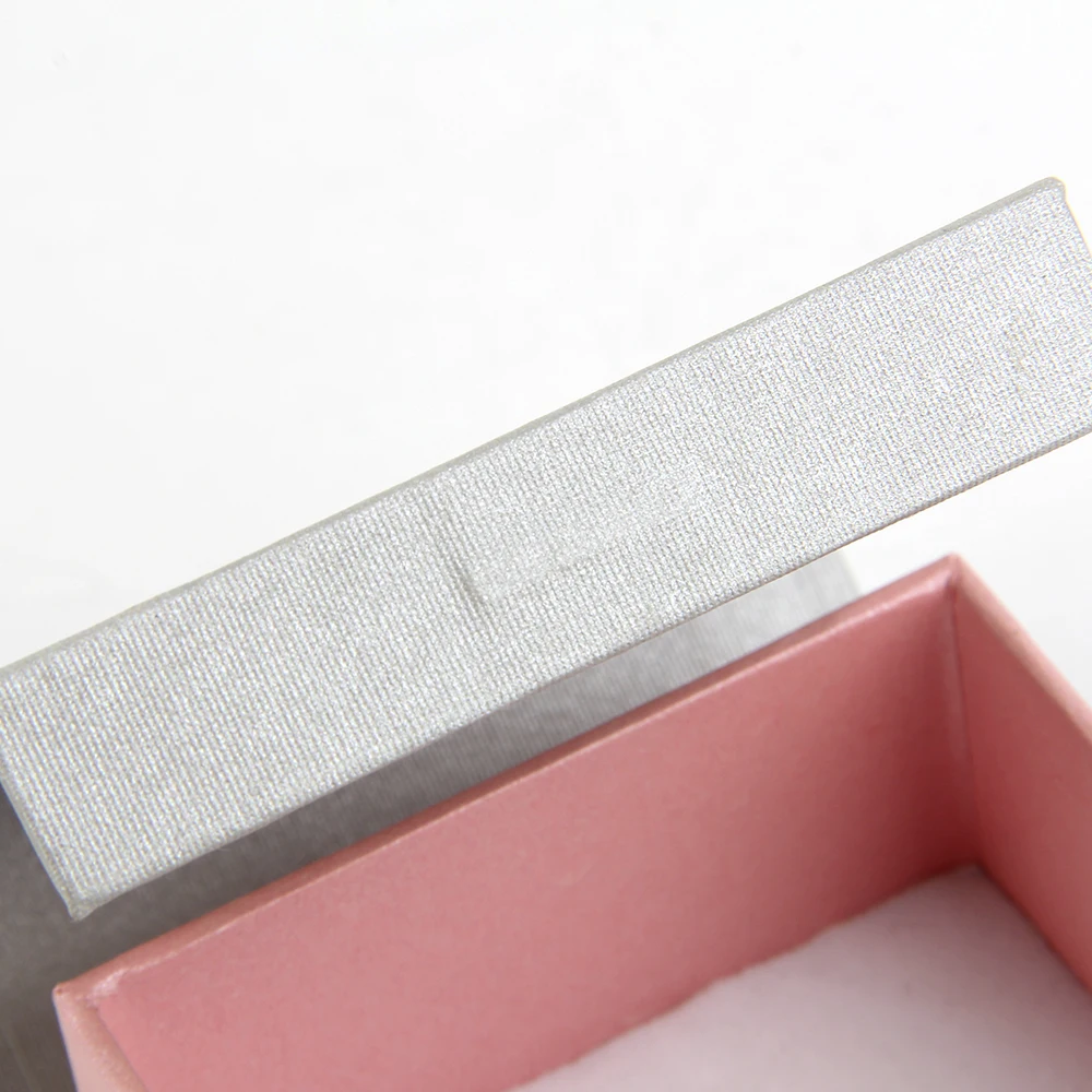
custom design logo bracelet gift box chain jewelry small luxury velvet bracelet box 