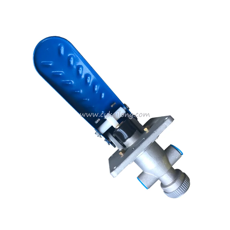 XM60D Air Foot Brake Valve W-18-000034 With Pedal For CHANGLIN ZL50H Loader Spare Parts