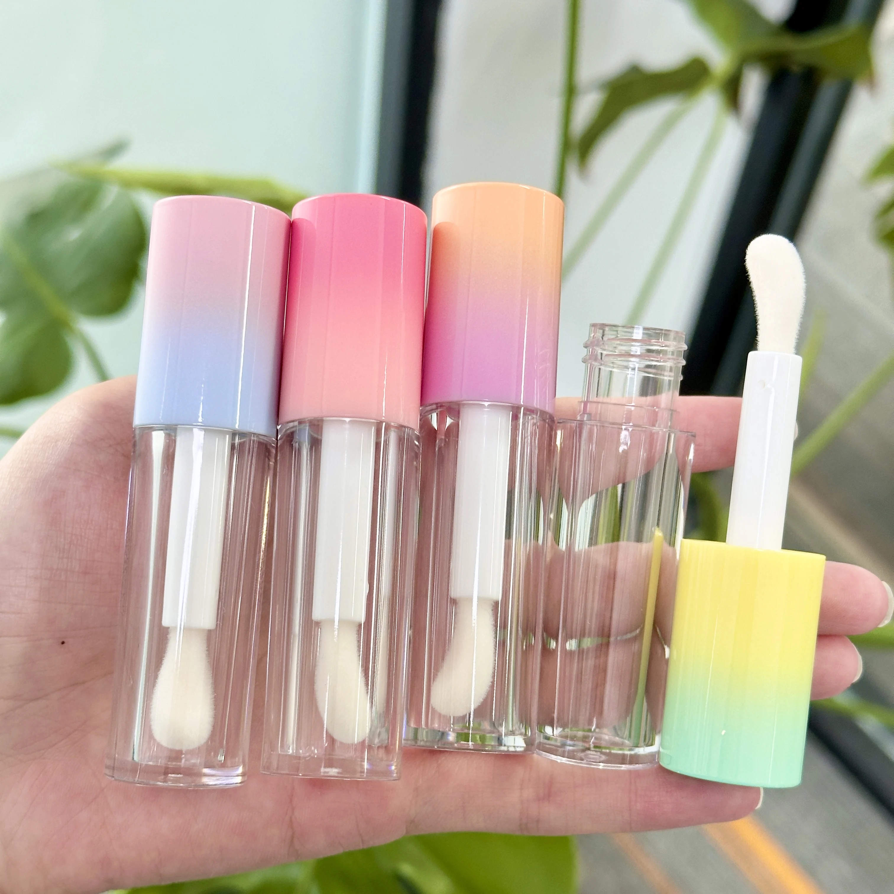 Empty 6ml Big Brush Doe Foot Lip Gloss Tube Container Stock Sale Pink Cosmetic Packaging Plastic Lip Gloss  lip oil tubes