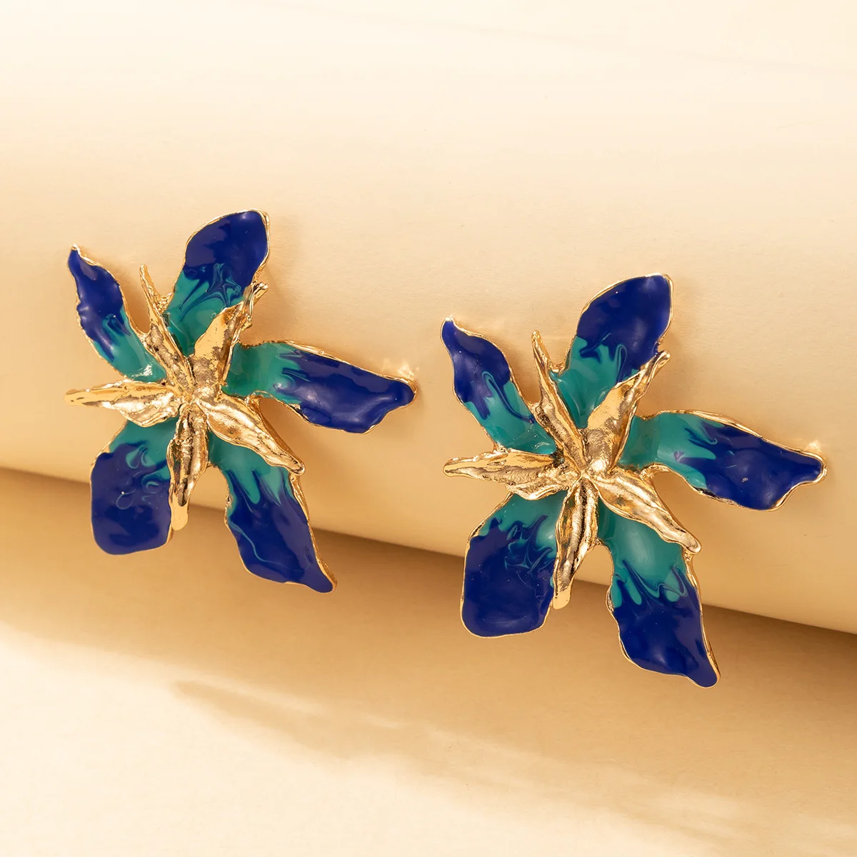 Fashionable personality exaggerated multi-layer metal alloy blue flower earrings jewelry women for 2023
