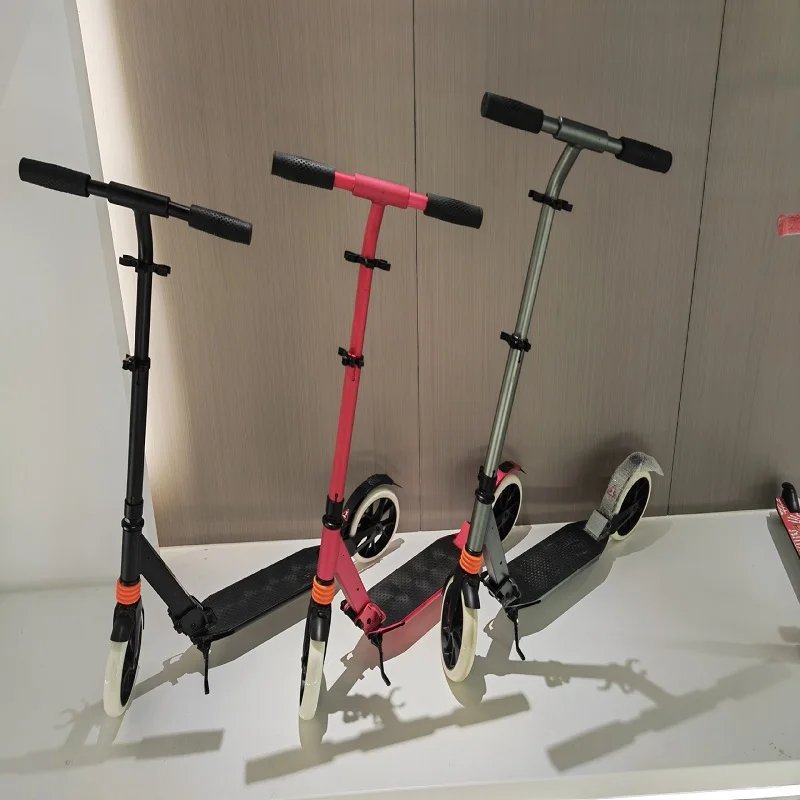 New Scooter Aluminum alloy two-wheeled youth city scooter Brand Absorbers Adult 200mm Large Wheel Kick Scooter