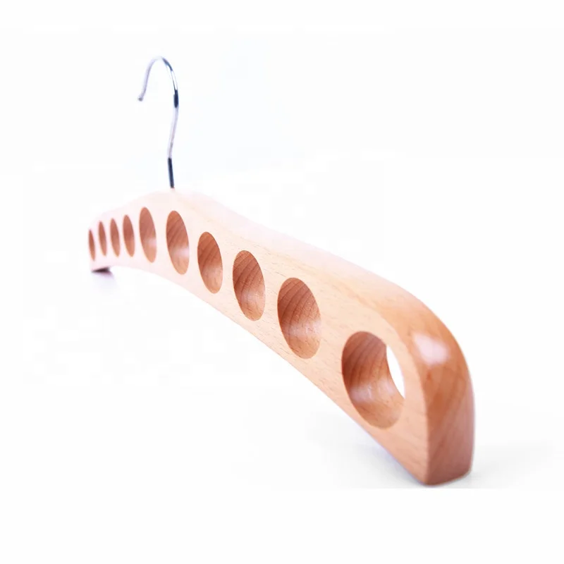 LM4116 Fashion Space Saving 8 Ring Scarf Hanger