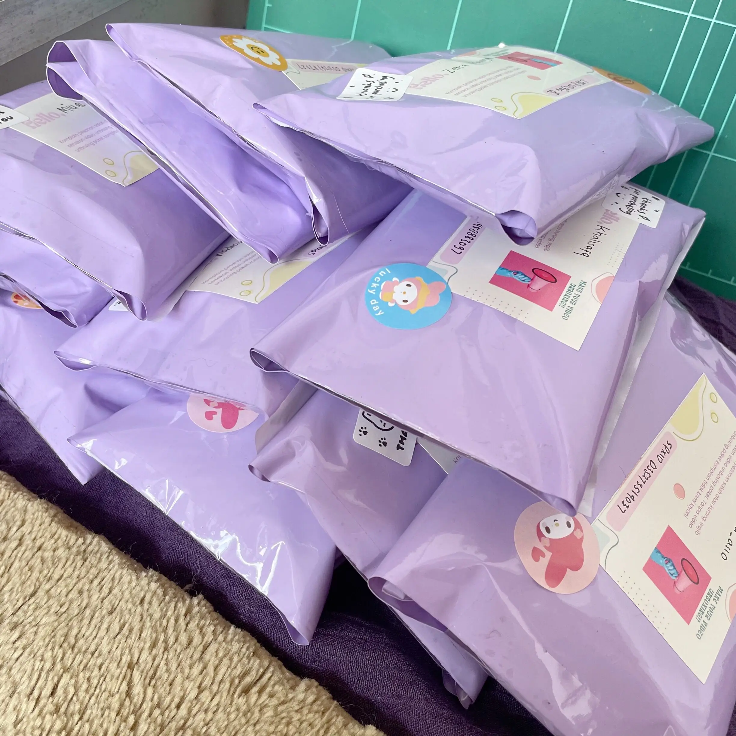 custom print logo biodegradable postage polythene courier polymailer poly mailers shipping mailing bags for packaging clothes