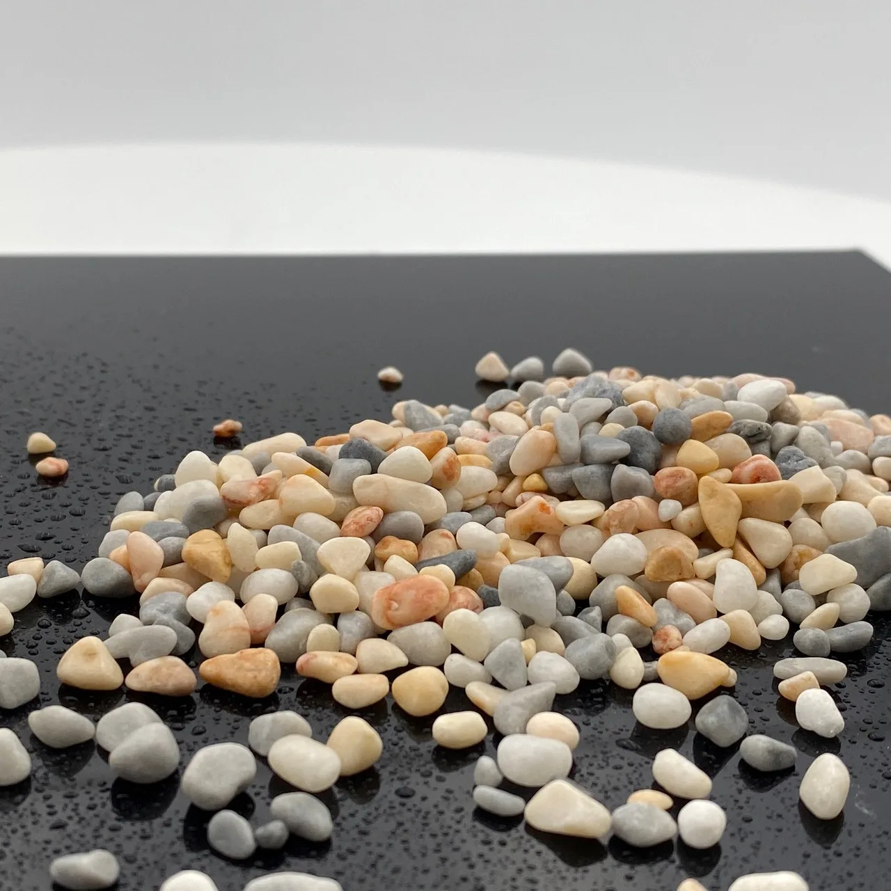 Micro Pebbles Tec flooring swimming pools decoration gardens landscaping exclusive landscaping small size 2-6 millimetres