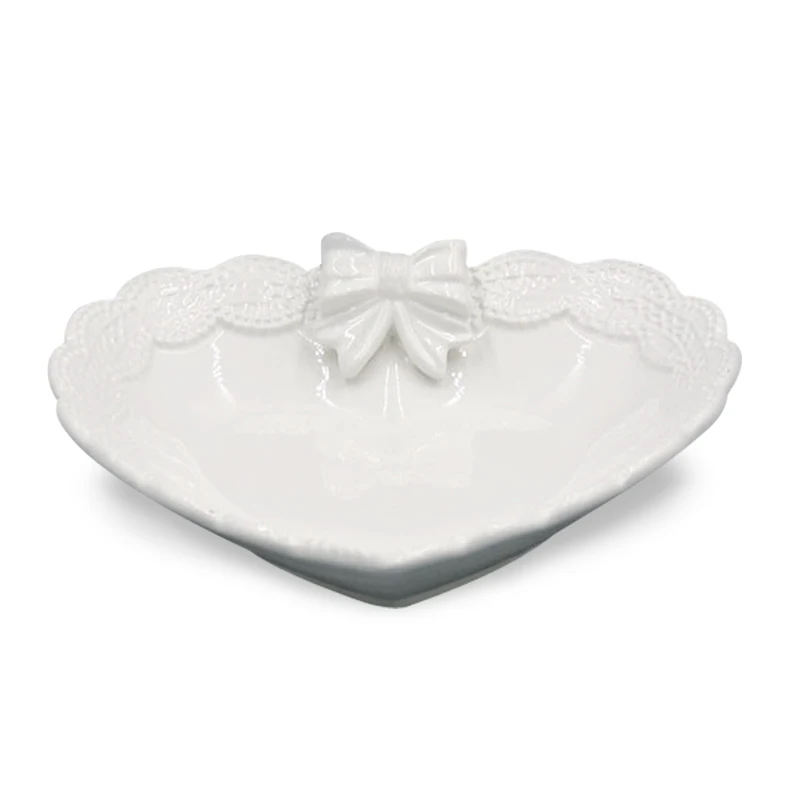 
Elegant Heart Shape Plate with Bow for Wedding Party Ceramic chocolate Plate Dish 