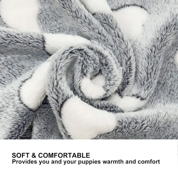 Super Soft Warm Sleep Puppy Blankets Mat Cute Bones stars Love Print Fluffy Fleece pet Flannel Throw Dog Blankets for Dogs Cats