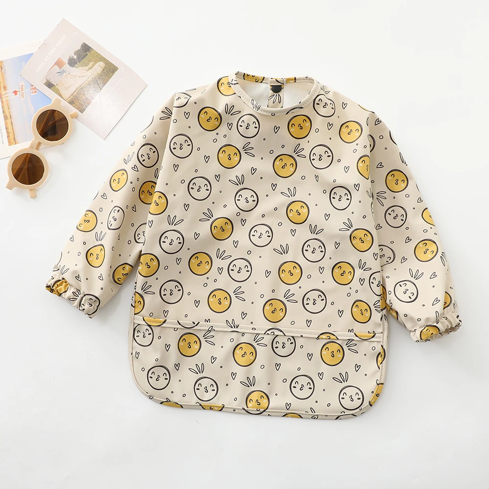 2022 New Arrival Eco Friendly Waterproof Baby Eating Bibs Baby Long Sleeved Feeding Apron Smock Bib With Pocket