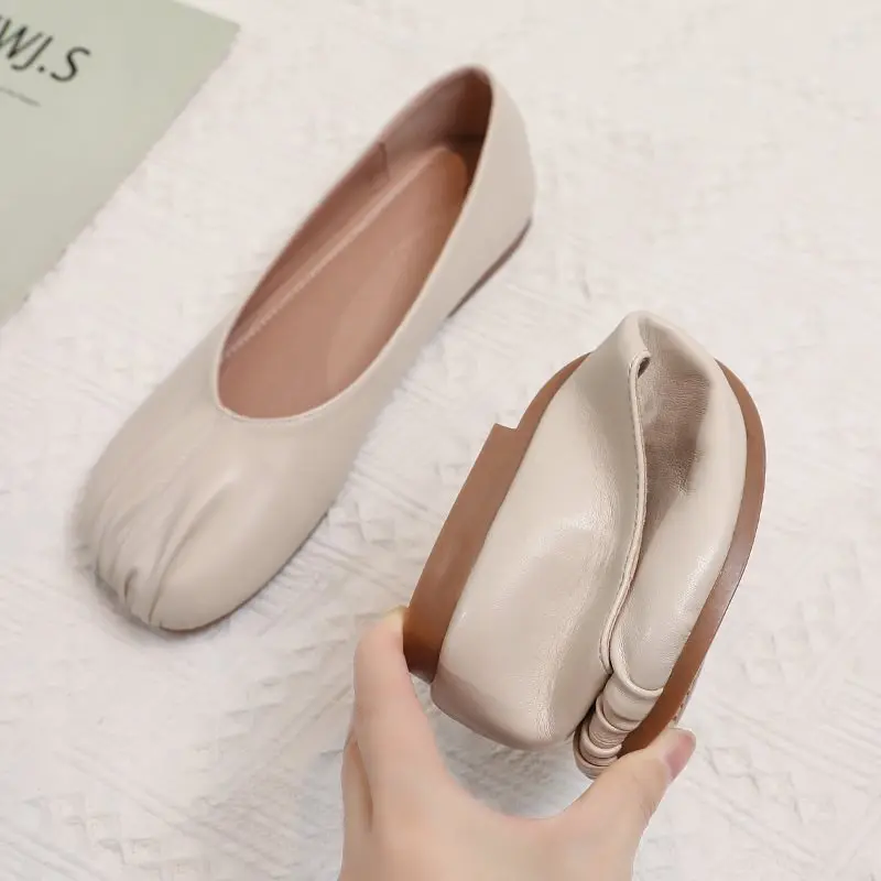 Essentials Women Ballet Flat dance shoes