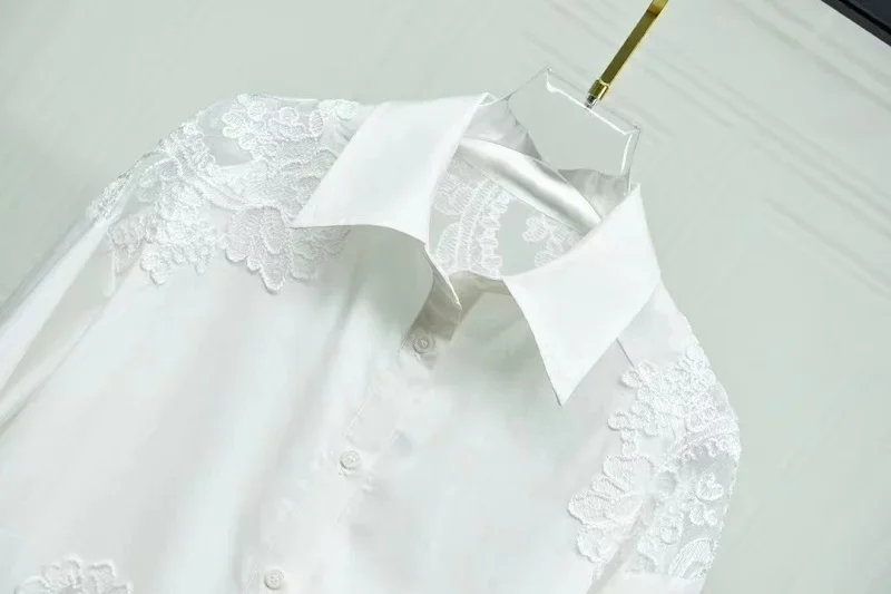 2024 Spring Fashion White Blouses High Quality Women Turn-down Collar Lace Embroidery Long Sleeve Elegant Work Shirts Blouse