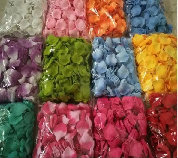 Factory Customized Packing Loose Silk Rose Petal Artificial colorful flower petals for sale
