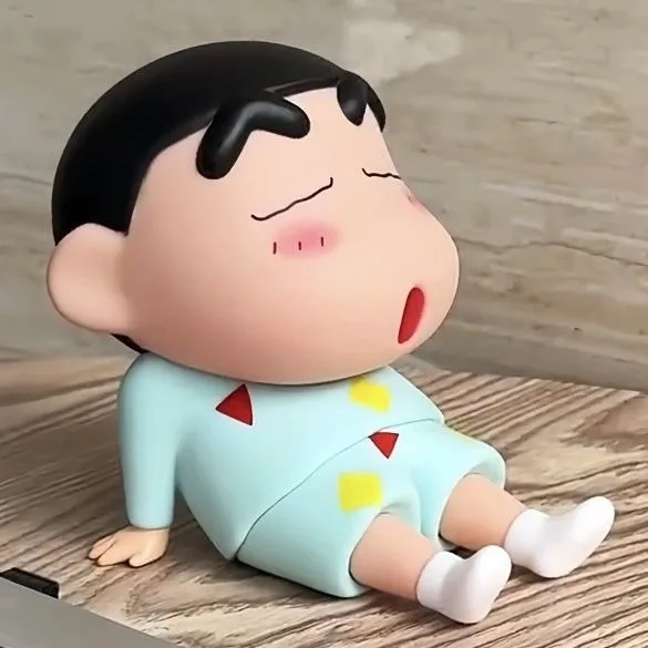 In stock Crayon Shin-chan mobile phone holder childhood lazy netroots anime handmade PVC tide play gift cute ornaments dolls