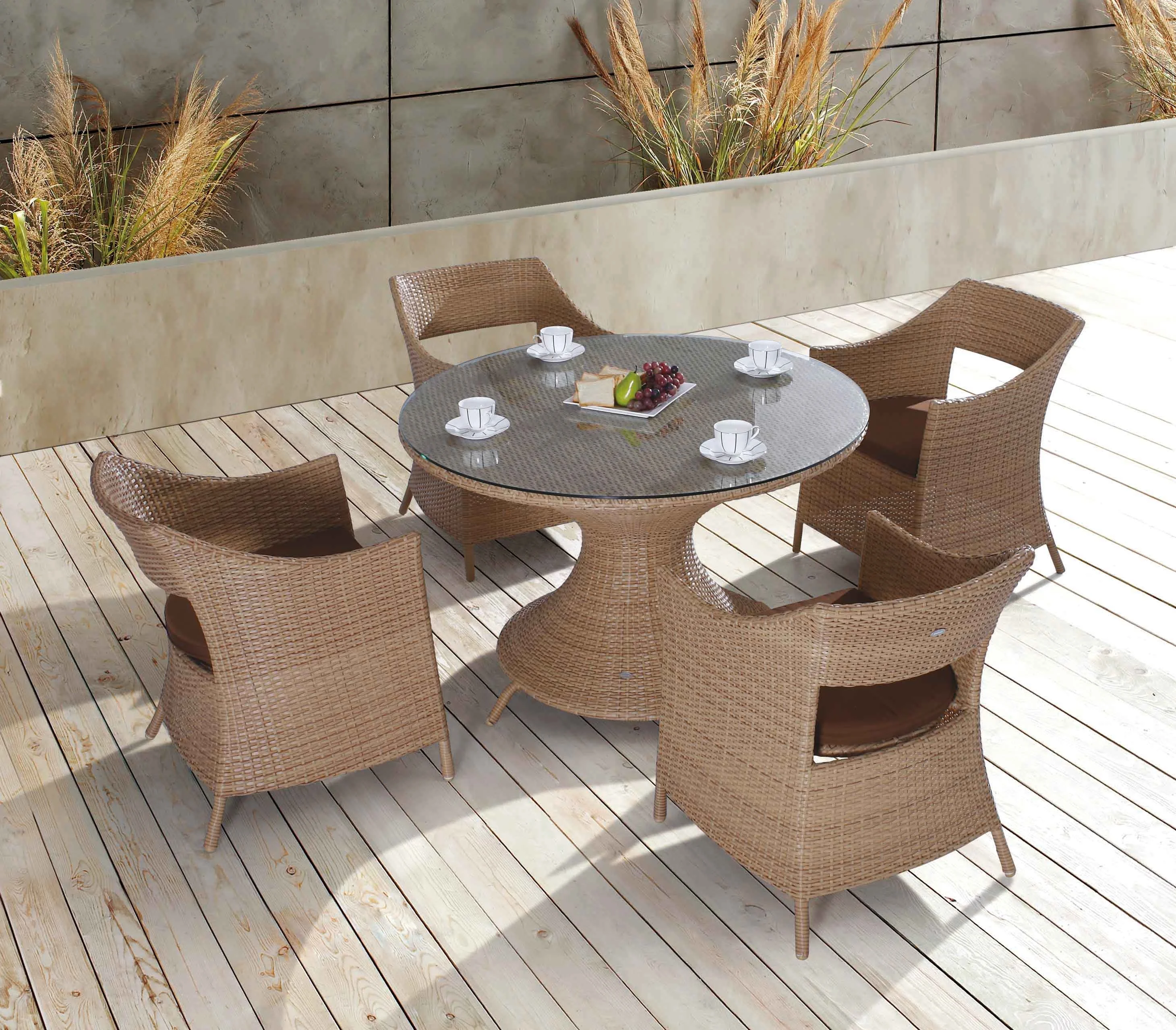 Rattan handmade elegant outdoor used dining room furniture