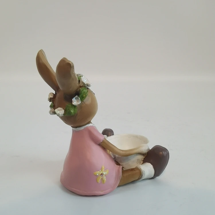 Wholesale best selling easter figurine decorations gifts resin rabbit holding basin sit crafts resin rabbit