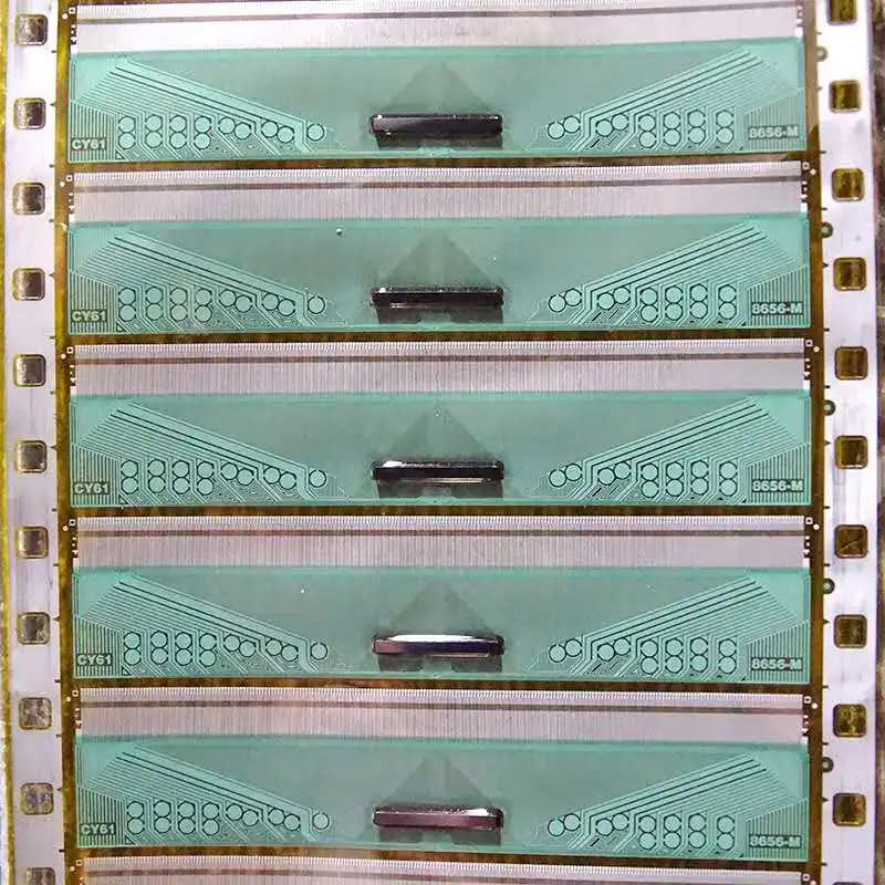 Оригинальный Новый RM927a1ff-61b ЖК-дисплей драйвер cof/tab ic для ТВ экран сенсорная панель