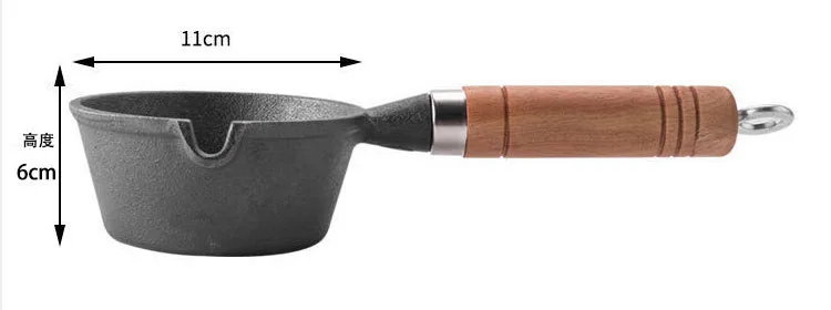 Hot oil skillet wooden handle splash oil god cast iron mini iron skillet household omelette pan