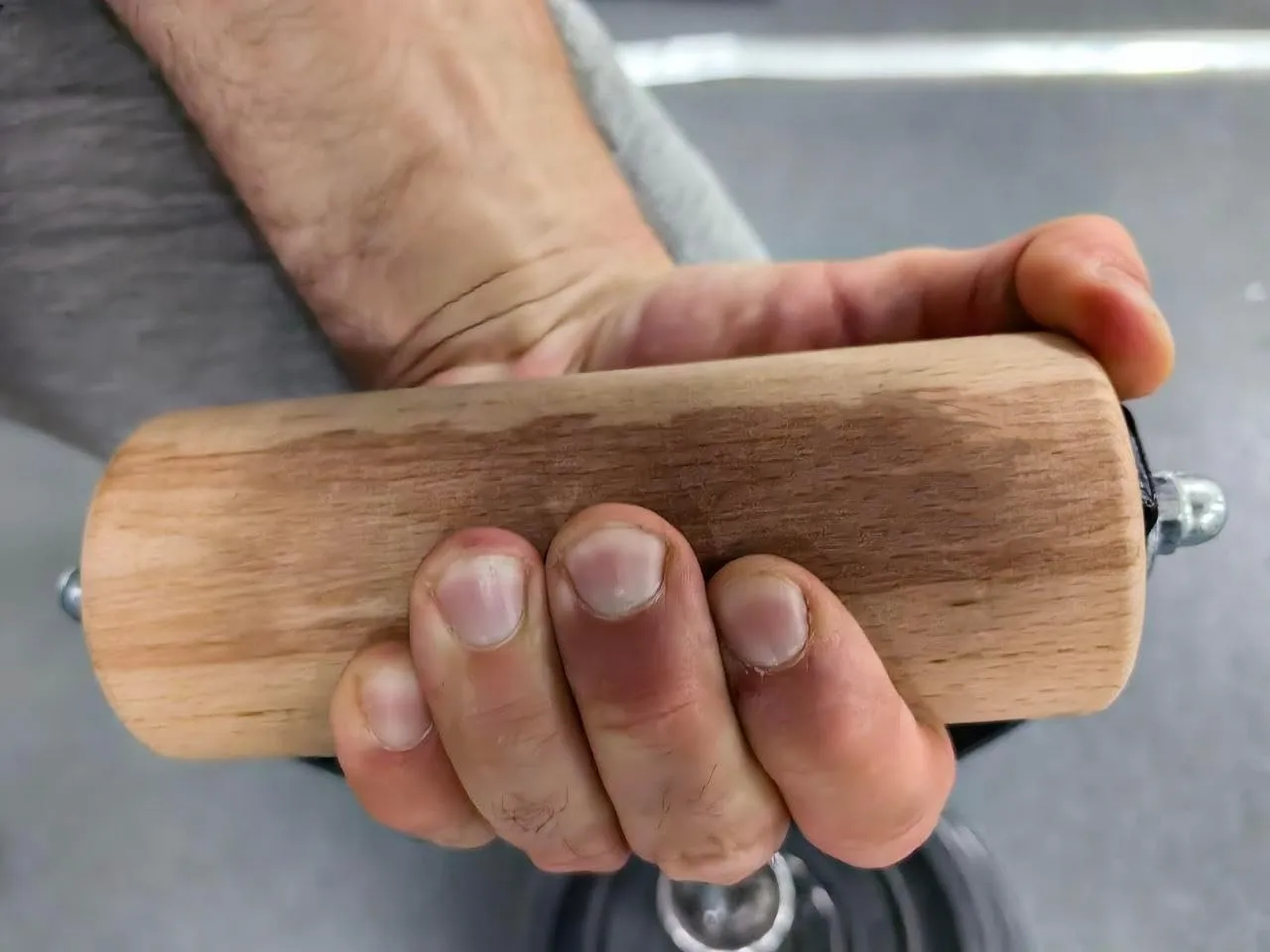 Wellshow Sport  Arm Wrestling Exercise Rotating Handle for Grip Finger Wrist and Forearm Strength Training