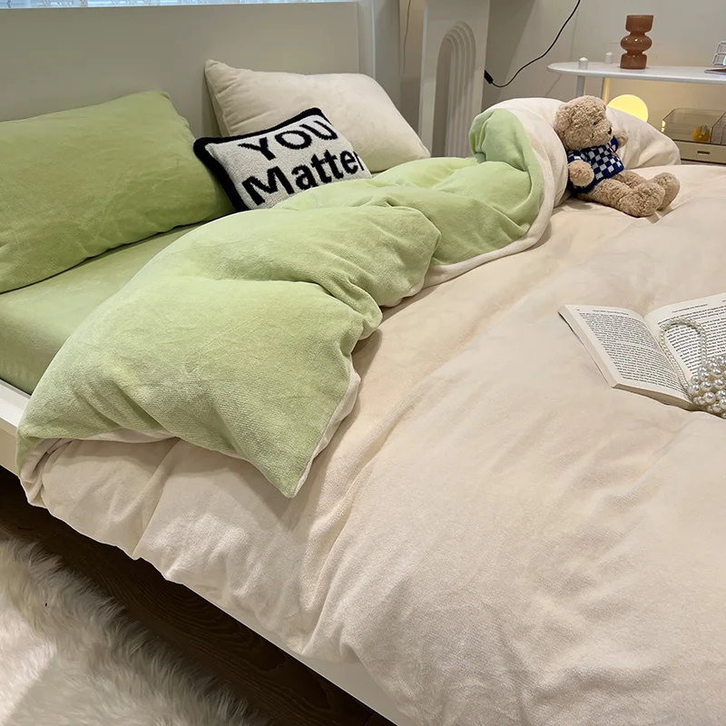 Short Wool Milk Edging Velvet Comforter Set Queen Size Bed Sheet Set Velvet Bedding Set