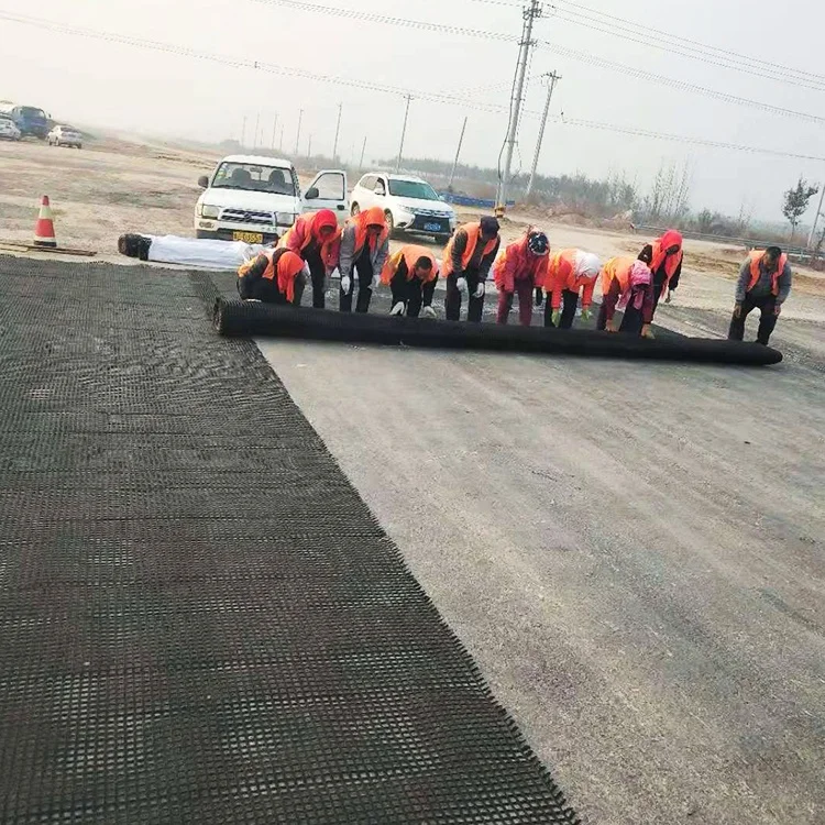 Fiberglass Geogrid 80kn/m Fiberglass Geogrid As Runway Reinforcement Fiberglass Geogrid Coated Bitumen