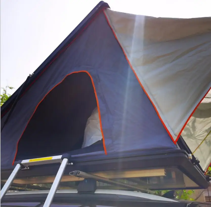 2024 Light Weight Car Triangle 4 Person Aluminum Hardshell Roof Top Tent with Solar
