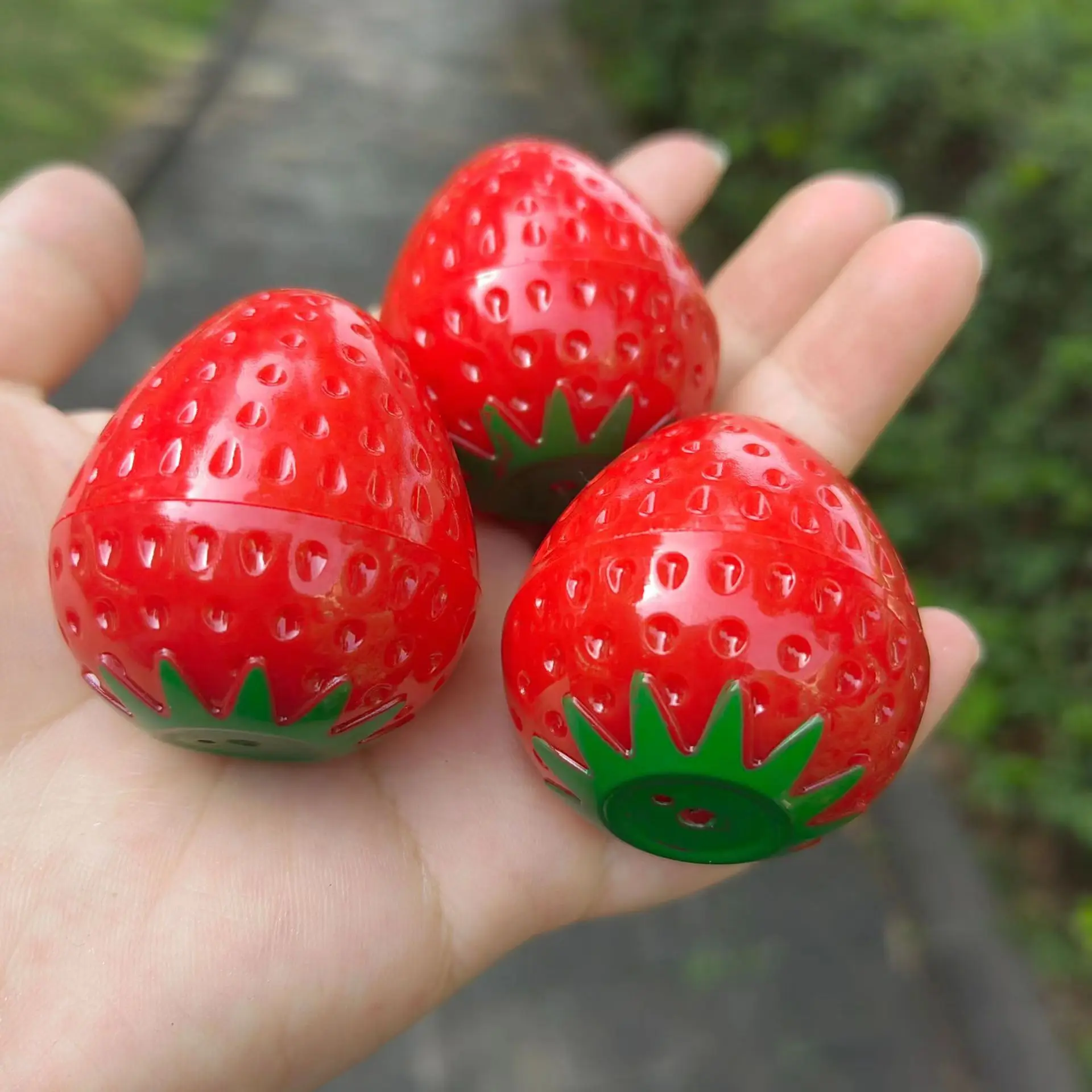 New Strawberry Moisturizing Anti cracking Moisturizing Soothing Lipstick Non fading and Priming lipstick