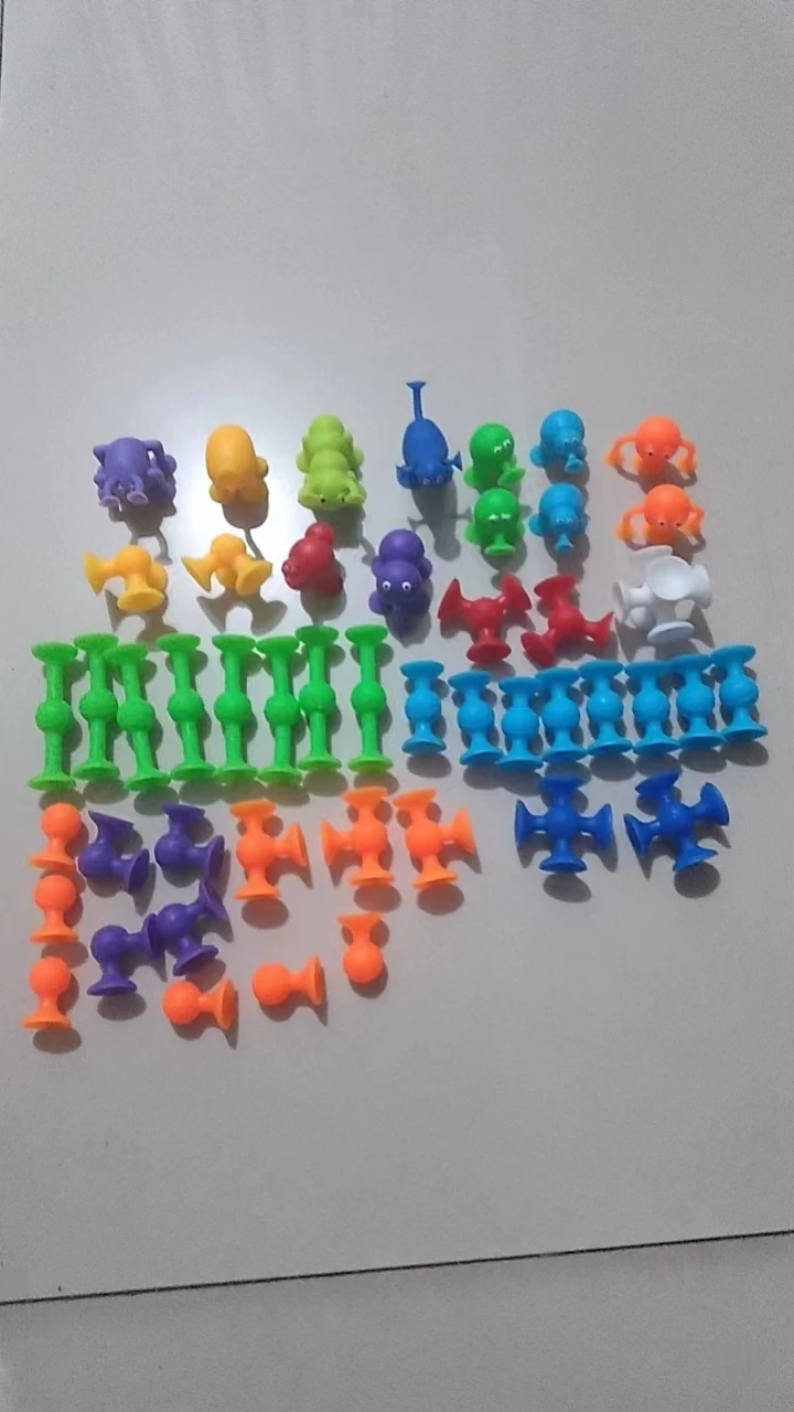 2023 Hot Sale Suction Happy Toys Babies Kids Soft Silicone Stress Set Building Blocks Fun Toys