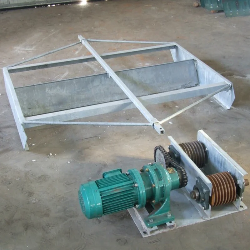 Poultry Chicken House Pig Floor Dung Cleaner / Manure Scraper Slurry Removal Machine