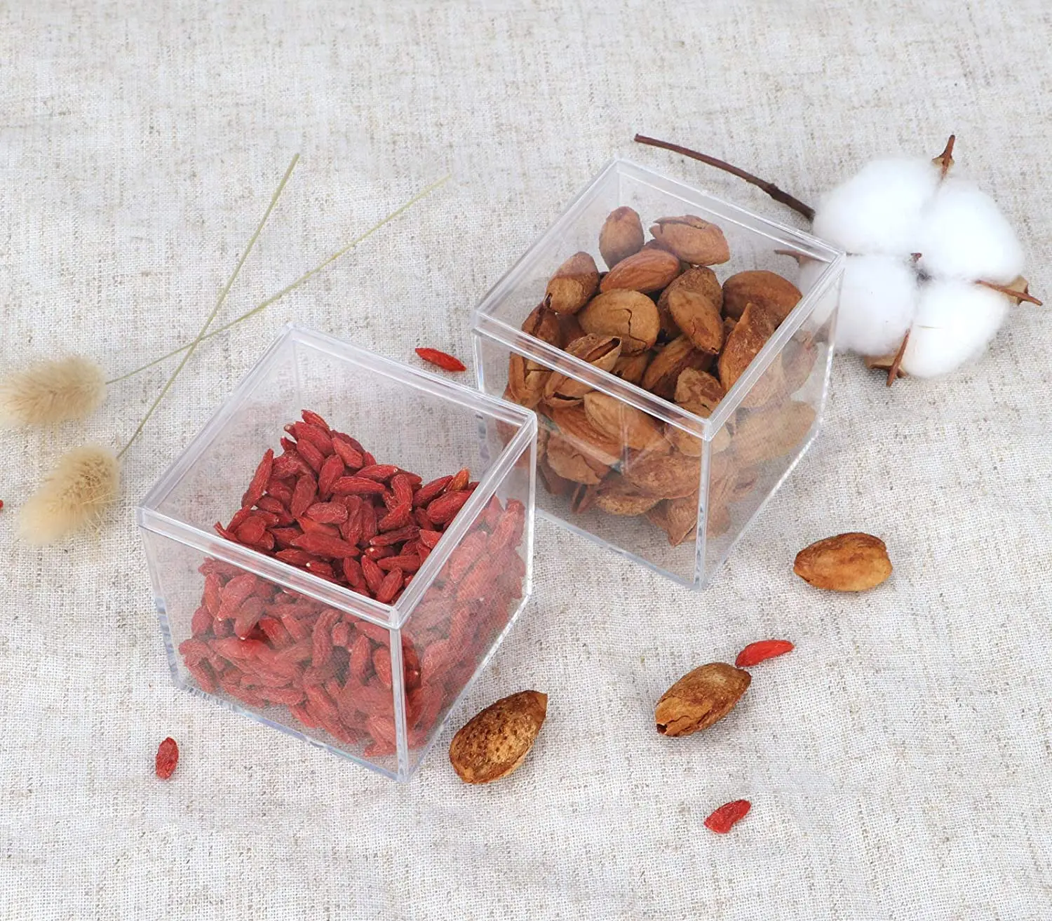 Clear Acrylic Plastic Square Cube with lid 2x2x2 Inch (5.5cm) Small Clear Plastic Storage Boxes Acrylic Cubes for Storage