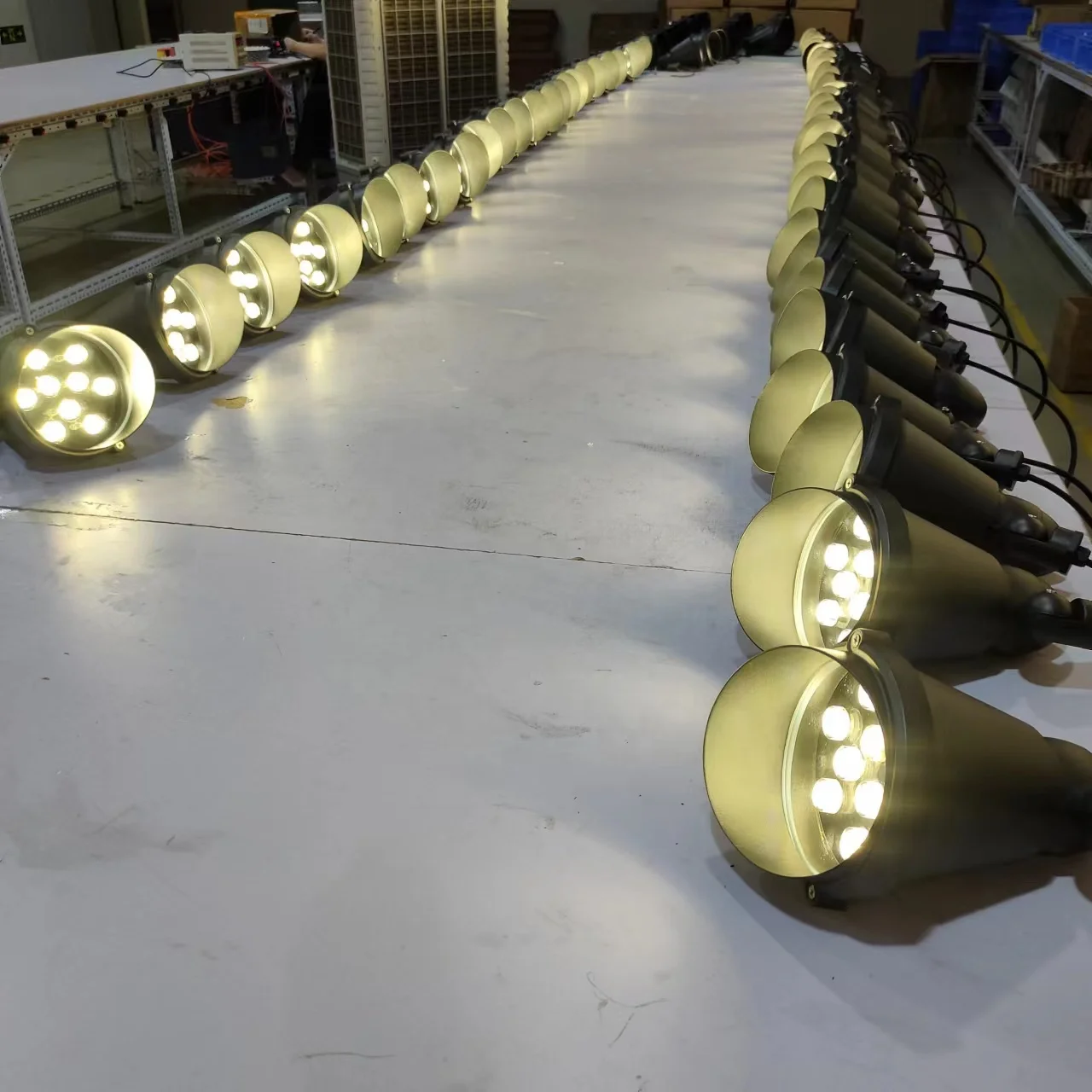 5W 9W 12W 18W Outdoor Garden Yard Landscape Spotlights Tree Spike Landscape Lights Low Voltage Lawn Outdoor Spot Light
